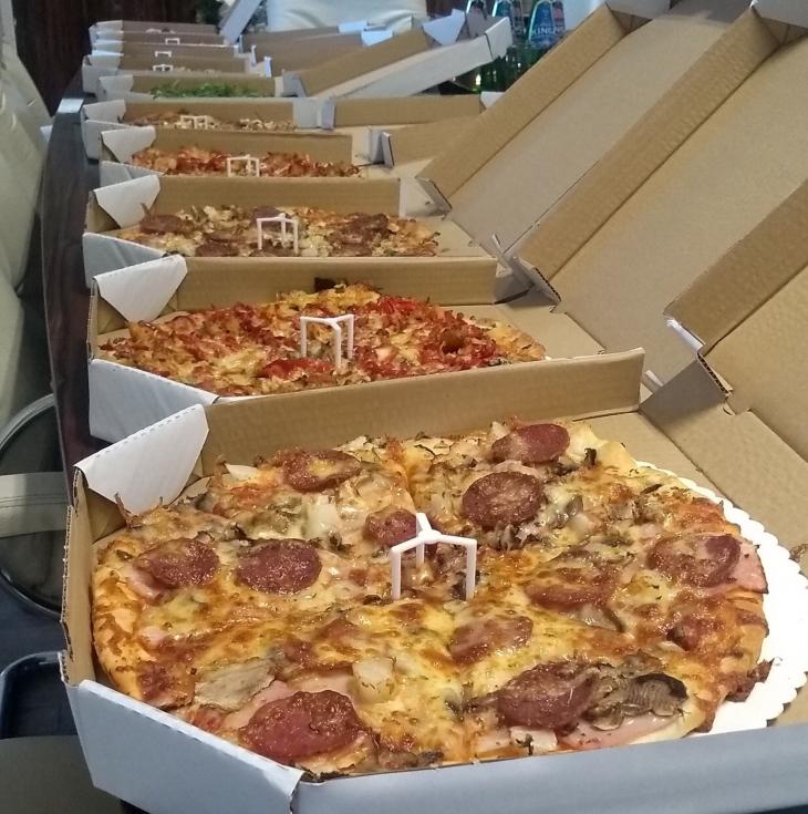 Pizza day! 🍕 Tak świętujemy kolejną udaną aktualizację wFirma.pl i MojeBiuro24.pl